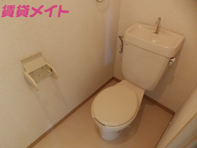 トイレ　別部屋参考写真です