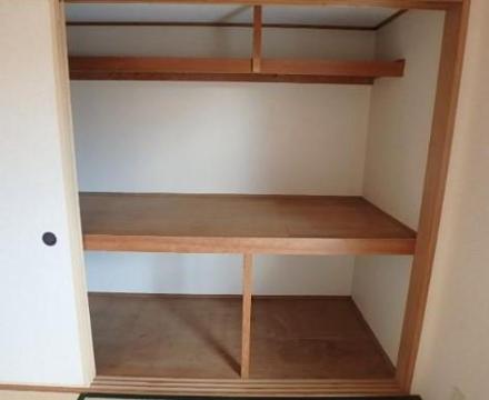 スプリングハイツ221　収納　押入