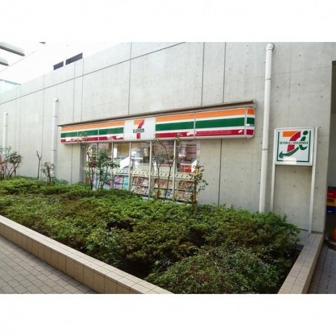 コンビニ　セブンイレブン（コンビニ）まで160m