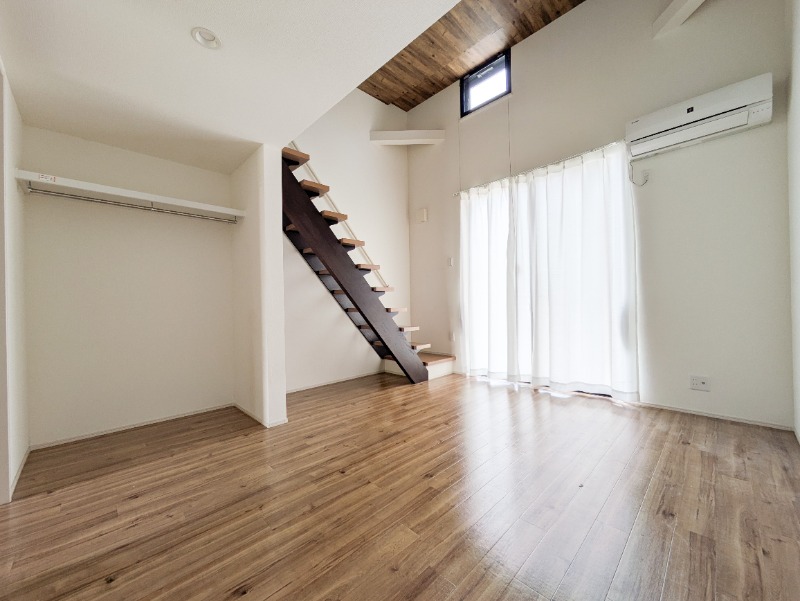 居室・リビング　図面と現状に相違がある場合には現状を優先