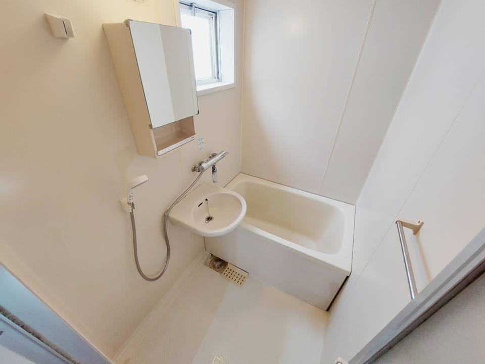 バス・シャワールーム　浴室