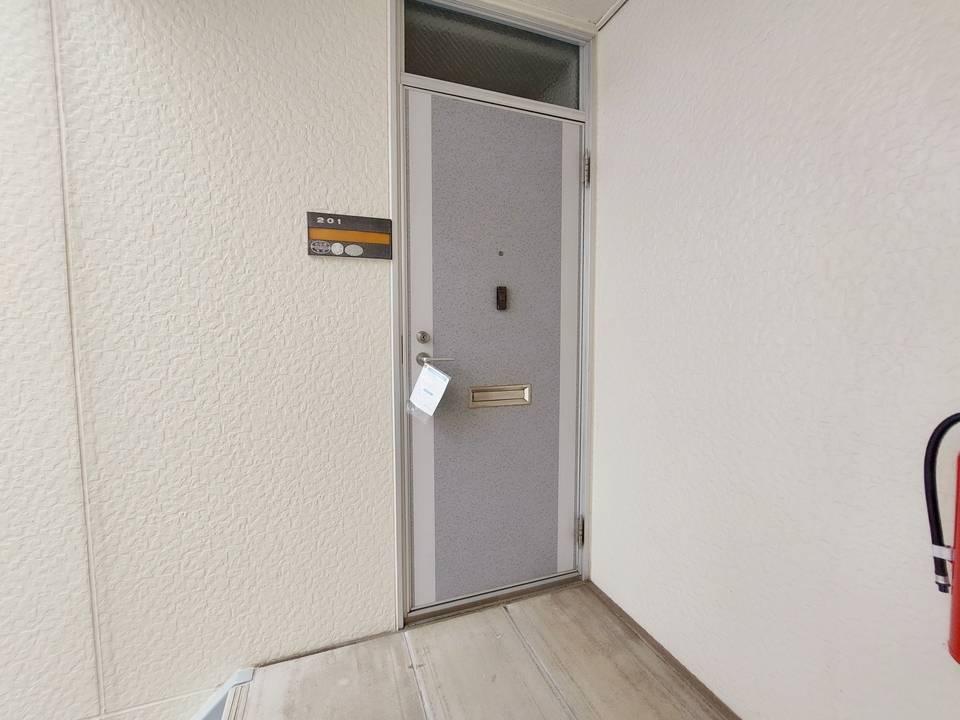 エントランス　アプローチ