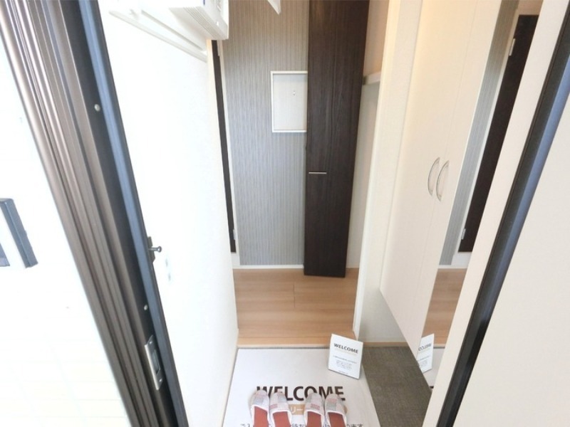 玄関　図面と現状に相違がある場合には現状を優先