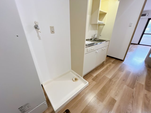その他設備　別部屋同一間取りのお写真となります。
