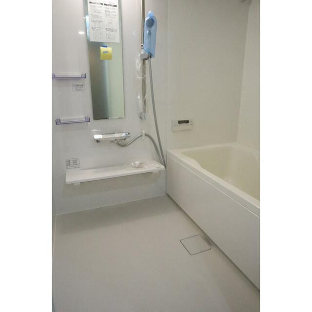 バス・シャワールーム　バス