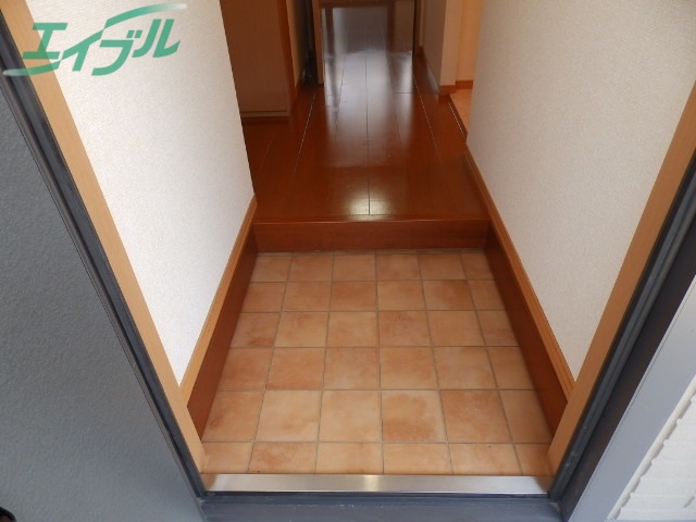 玄関　同型反転参考写真