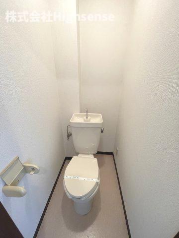 トイレ　落ち着いたトイレです