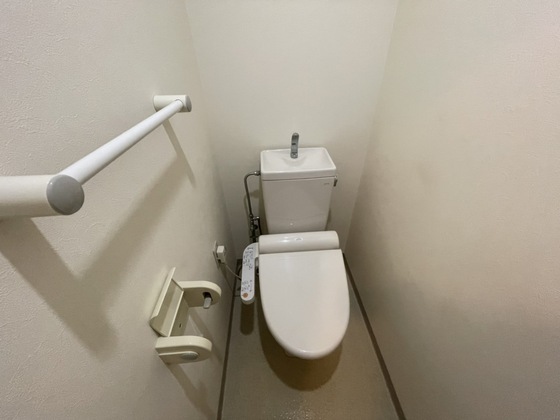トイレ　※別部屋の写真です