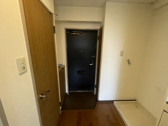 玄関　※別部屋の写真です