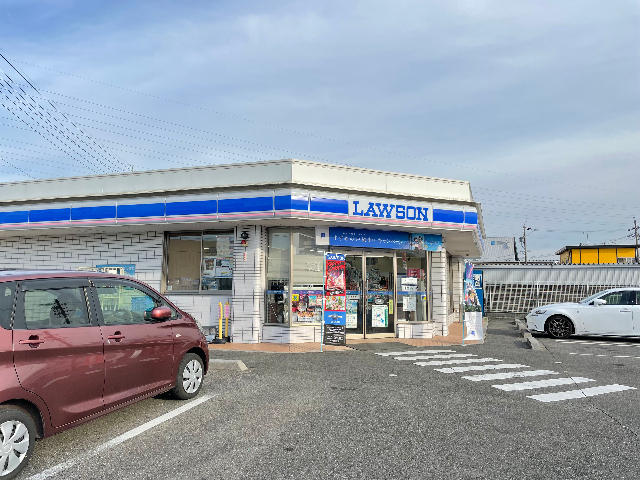 コンビニ　ローソン（コンビニ）まで310m