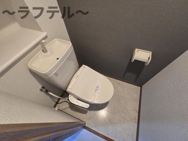 トイレ　別部屋イメージ写真
