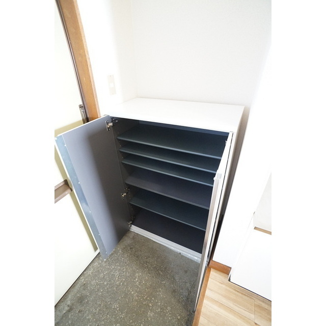 その他　シューズボックス完備