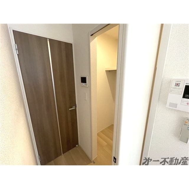 収納　ウォークインクローゼット