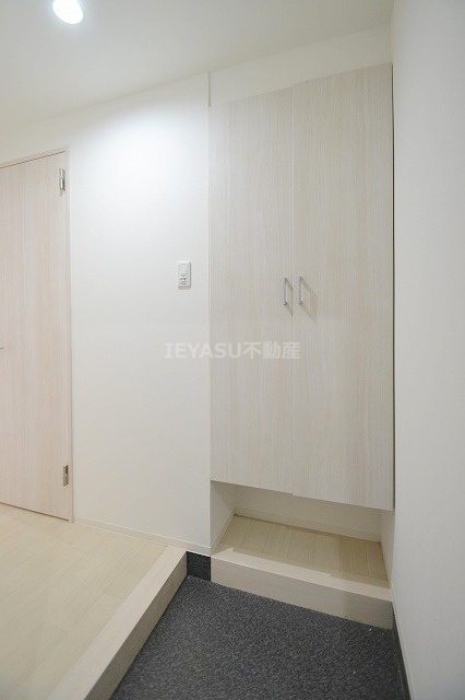 玄関　参考写真