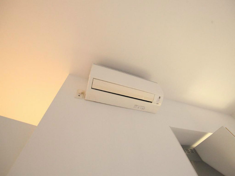 その他　エアコン付