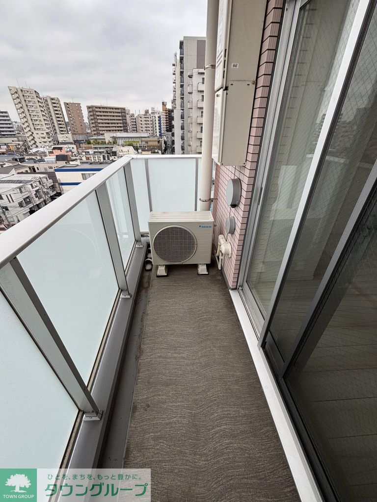 バルコニー　バルコニー