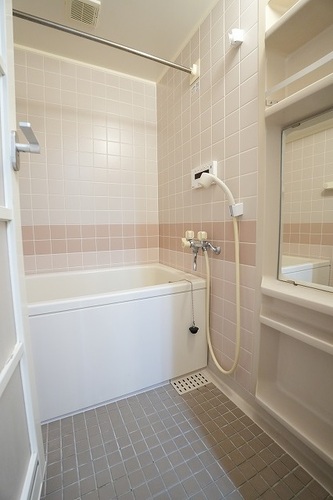バス・シャワールーム　ユニットバス