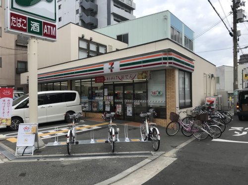 コンビニ　セブンイレブン 大阪大淀中店（コンビニ）まで182m