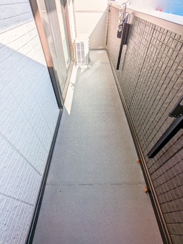 バルコニー　図面と現状に相違がある場合には現状を優先