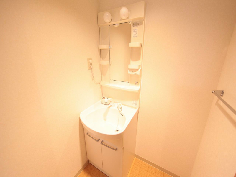 洗面設備　脱衣所　独立洗面台（シャンプードレッサー）