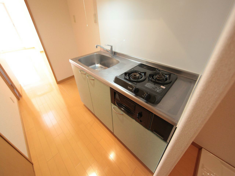 キッチン　システムキッチン（ガス2口コンロ付）グリル付