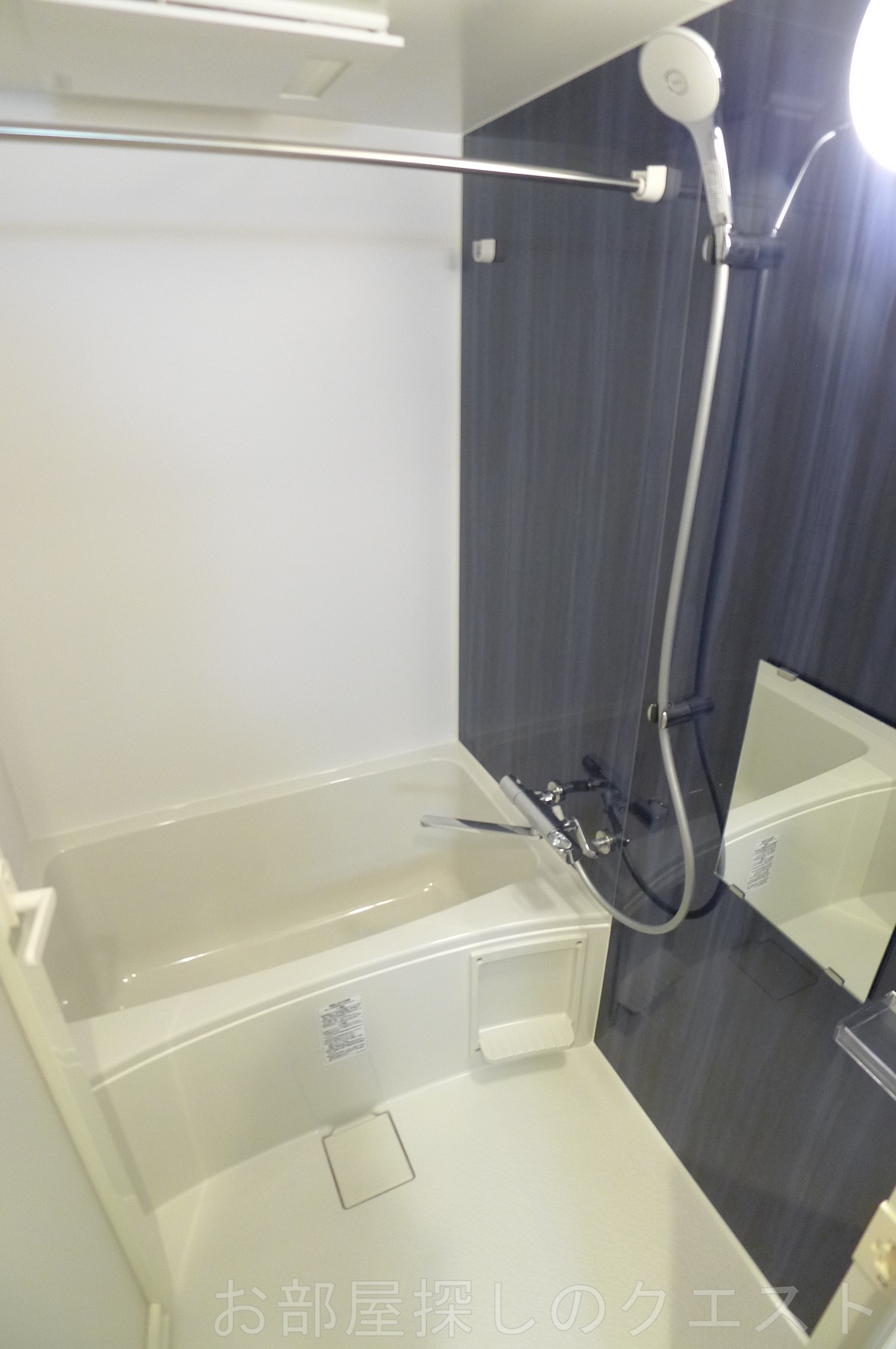 バス・シャワールーム　（写真は同タイプ）