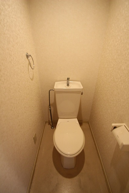 トイレ　同物件別室です。