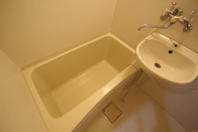 洗面設備　同物件別室です。