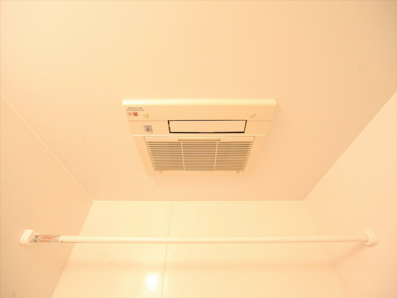 その他設備　浴室暖房乾燥機付バスルーム