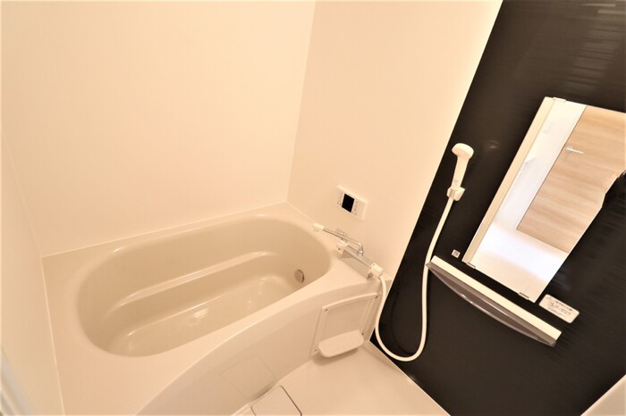 バス・シャワールーム　日々の疲れを癒すお風呂付です
