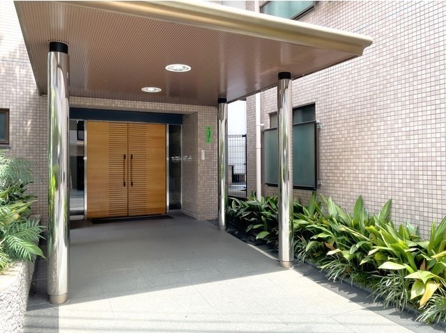 エントランス　エントランス