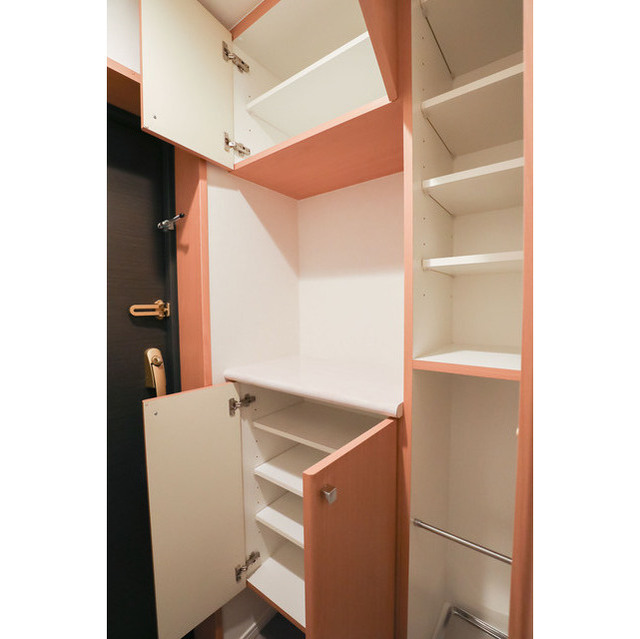 収納　シューズボックス