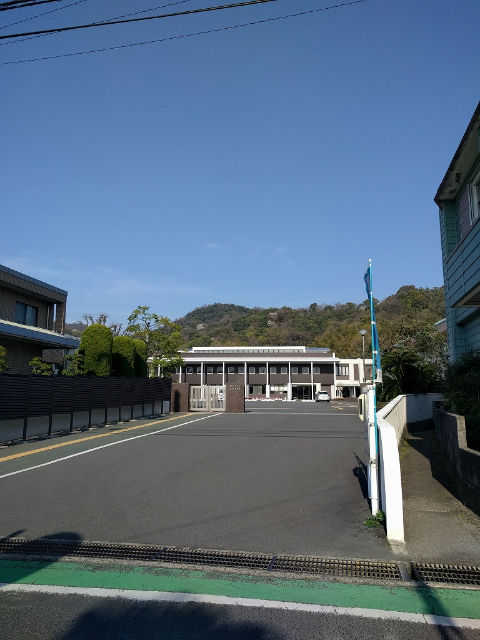 小学校　四国中央市立川之江小学校（小学校）まで505m