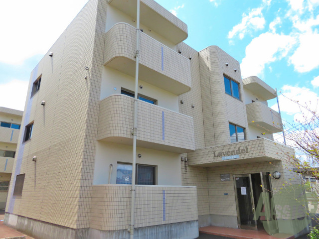 建物外観　仙台市青葉区愛子東「Ｈａｕｓｅ．Ａ．Ｄｏｒｆ．ラベンデル」