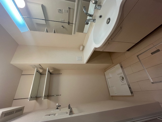 洗面設備　洗面所もひろーい！