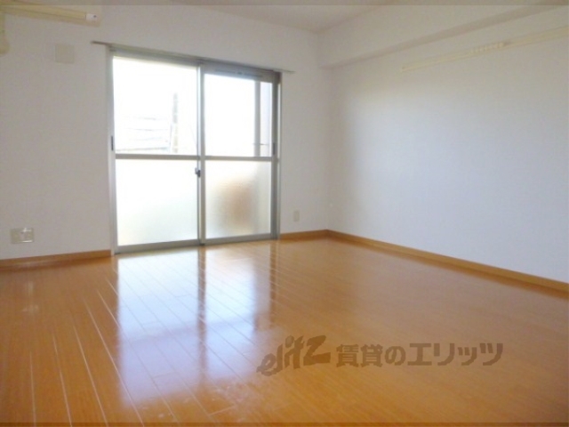 居室・リビング　広いです～