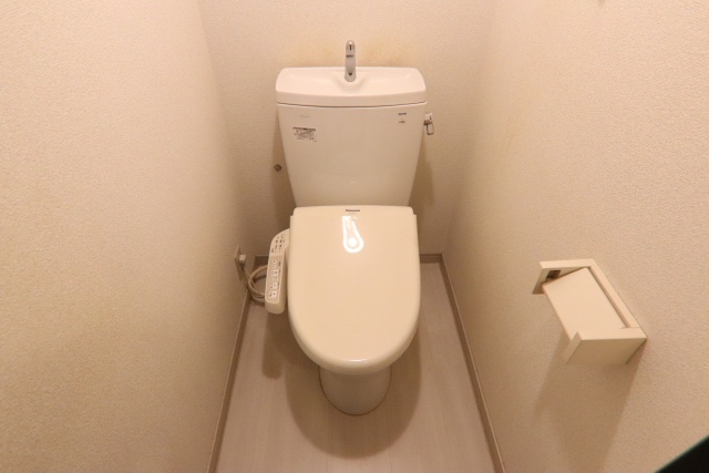 トイレ　別室の参考写真です。※現況優先