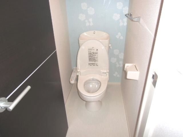 トイレ　シャワー付きトイレ
