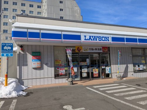 コンビニ　ローソン 釧路錦町店（コンビニ）まで422m