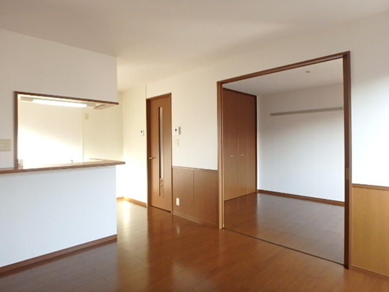 居室・リビング　図面と現状に相違がある場合には現状を優先