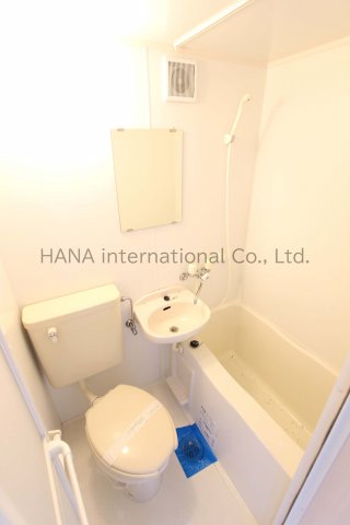 トイレ　同タイプ参考写真です。