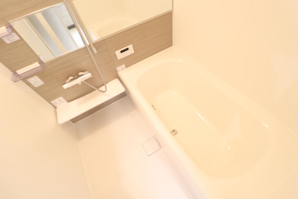 バス・シャワールーム　バスルーム
