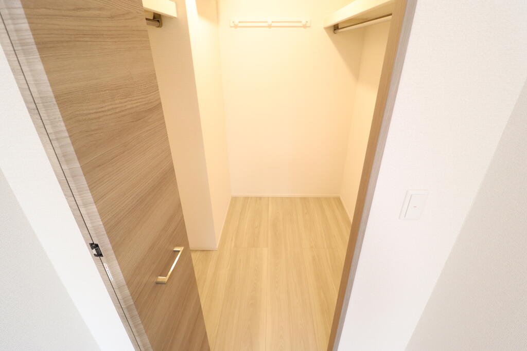 収納　ウォークインクローゼット