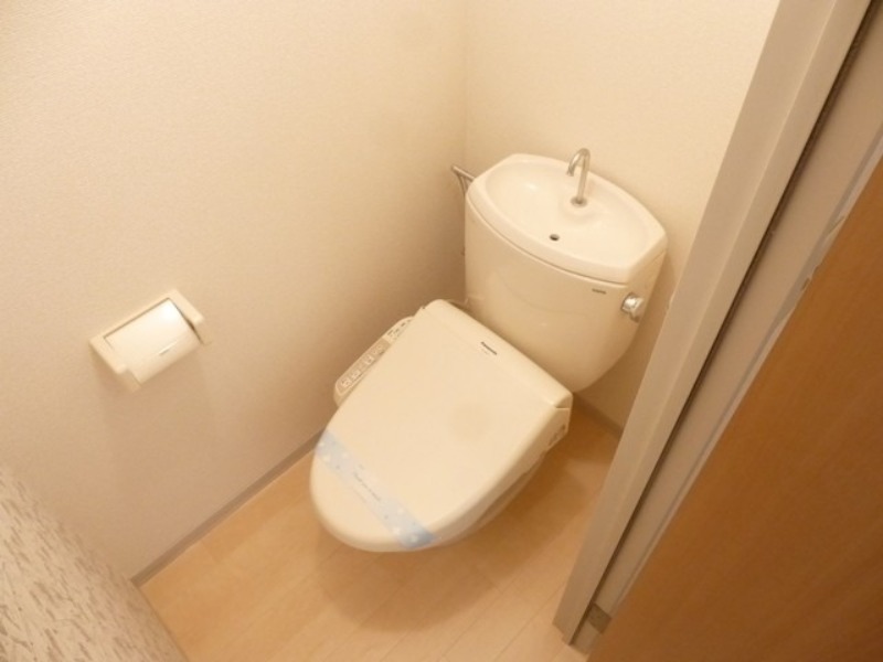 トイレ　図面と現状に相違がある場合には現状を優先