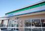 コンビニ　ファミリーマート甚目寺平島店（コンビニ）まで520m
