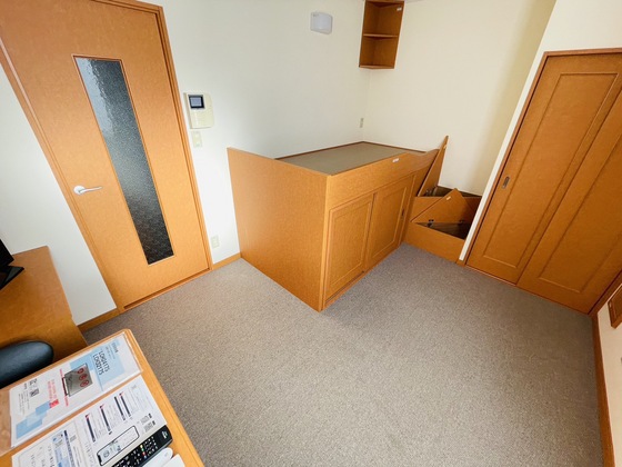 居室・リビング　※別部屋の写真です