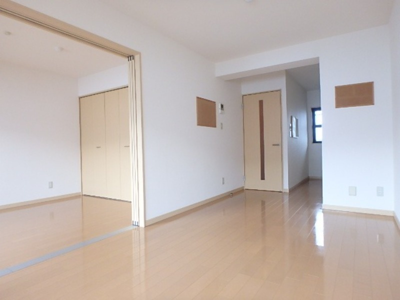 居室・リビング　図面と現状に相違がある場合には現状を優先