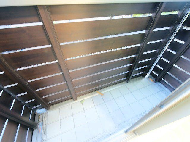 バルコニー　庭