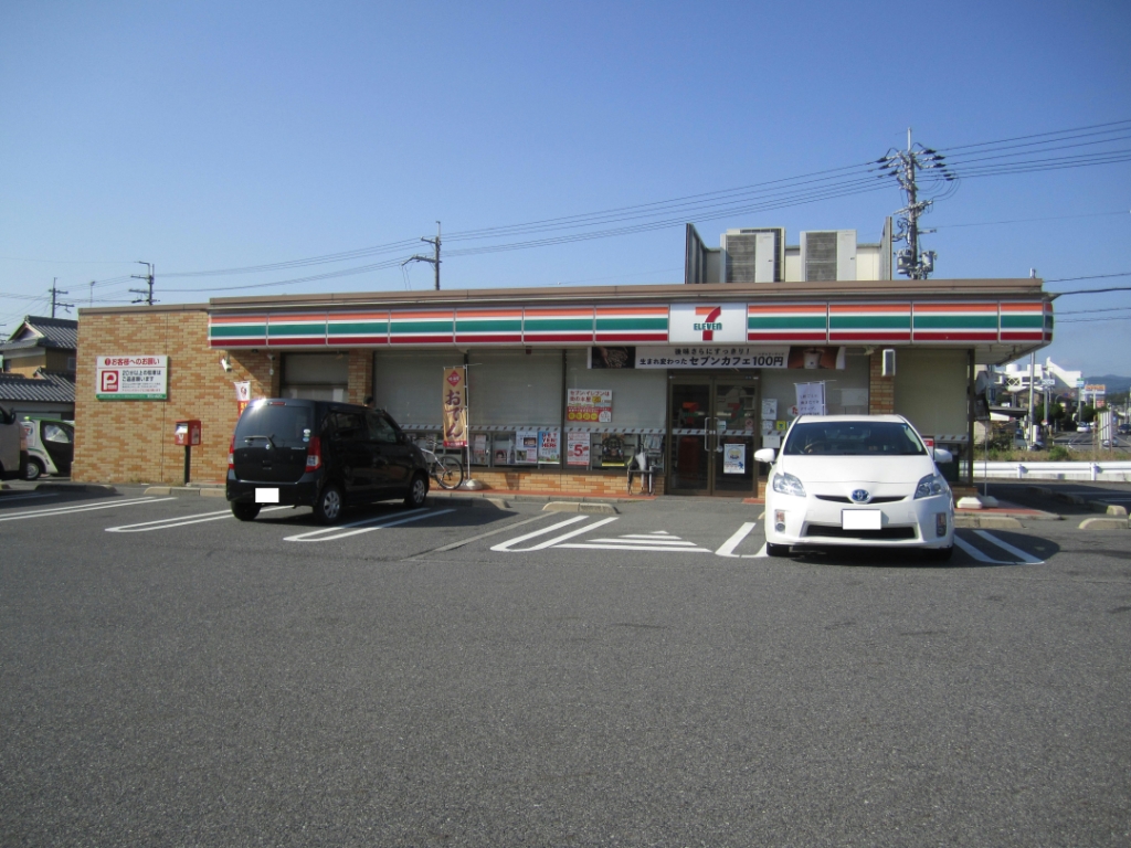 コンビニ　セブンイレブン 大津真野4丁目店（コンビニ）まで390m