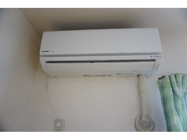 その他設備　エアコンは必需品